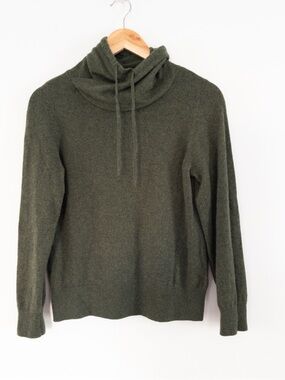 L.L. Bean Dark Green Cashmere Funnel Neck Sweater Med Petite Cabincore Gorpcore